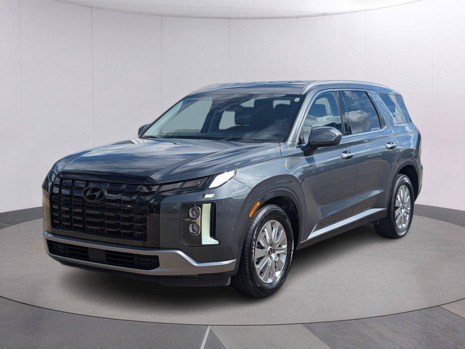 Used 2024 Hyundai Palisade SEL FWD image 1