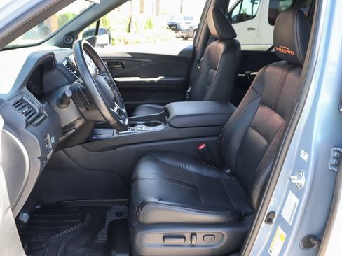 Used 2025 Honda Ridgeline TrailSport image 18