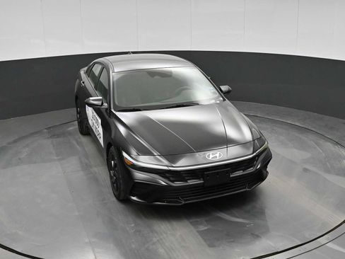 New 2026 Hyundai Elantra Sport FWD image 25