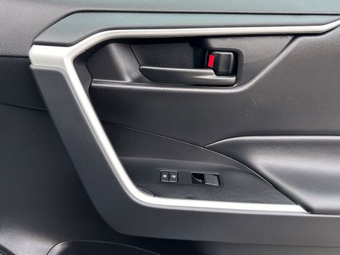 Used 2025 Toyota RAV4 LE image 20