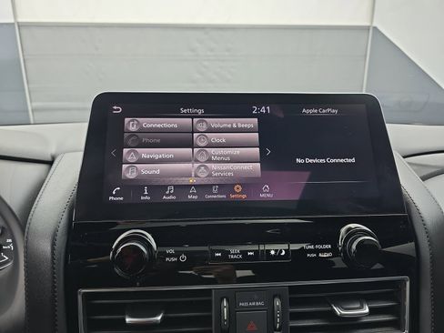 Used 2024 Nissan Armada SL w/ Midnight Edition Package image 32