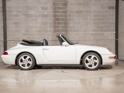 Used 1995 Porsche 911 Cabriolet image 2