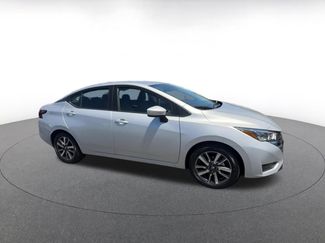 Used 2025 Nissan Versa SV FWD video 2