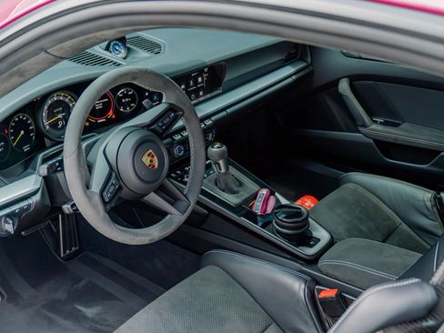 Used 2024 Porsche 911 GT3 RWD image 14