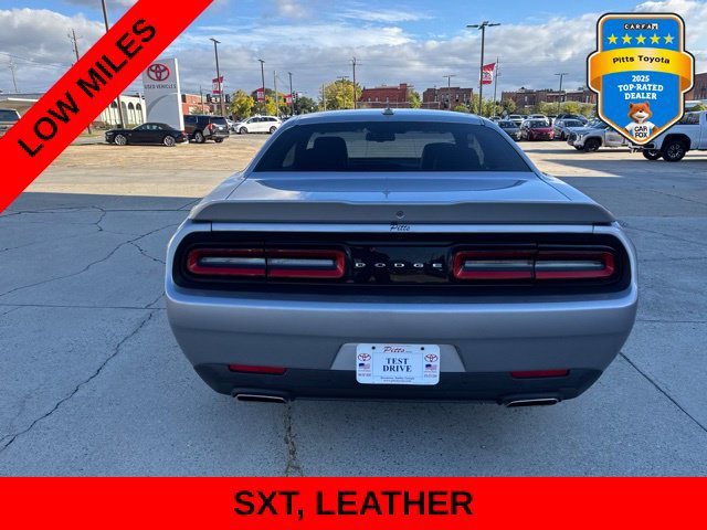 Used 2016 Dodge Challenger SXT Plus RWD image 6