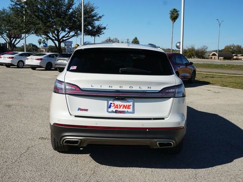 Used 2022 Lincoln Nautilus Reserve image 8