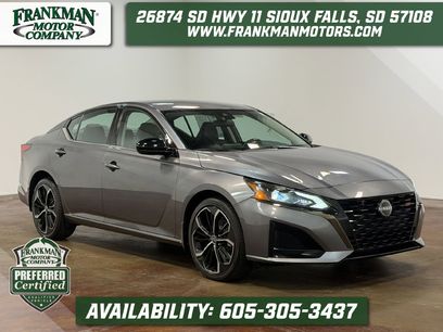 Used 2024 Nissan Altima 2.5 SR
