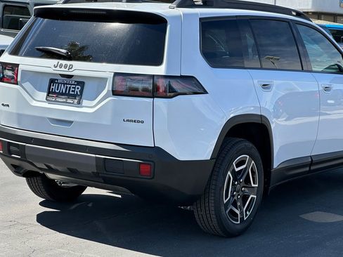 New 2026 Jeep Cherokee Laredo image 8