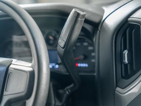 Used 2022 Chevrolet Silverado 1500 Custom image 26