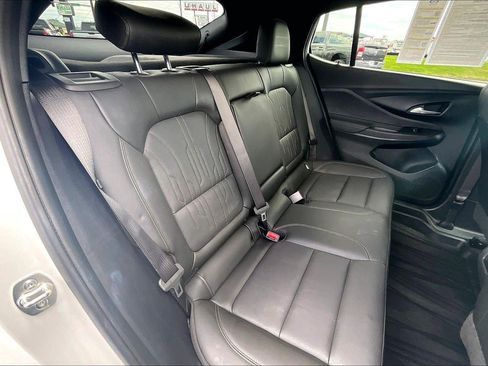 Used 2025 Buick Envista Avenir FWD image 23