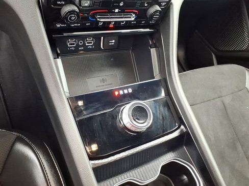 Used 2024 Jeep Grand Cherokee L Altitude AWD/4WD image 25