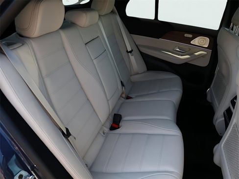 New 2026 Mercedes-Benz GLE 450 4MATIC image 15