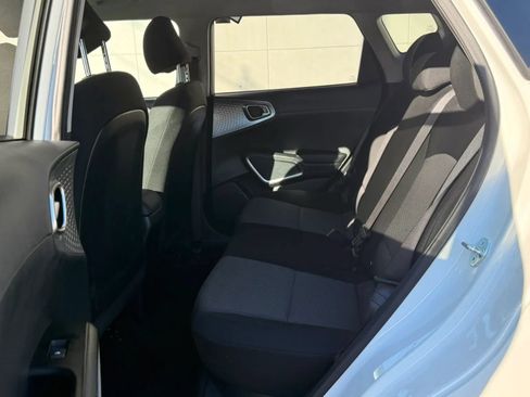 Used 2024 Kia Soul LX w/ Option Group 015 FWD image 13