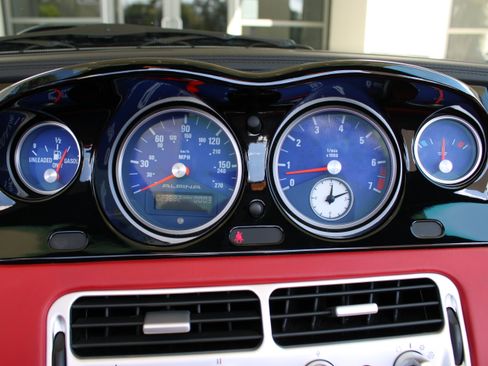 Used 2003 BMW Z8 image 29