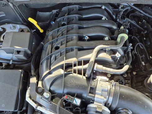 Used 2024 Dodge Durango SXT AWD/4WD image 24