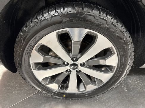 Used 2021 Kia Telluride S AWD/4WD image 13