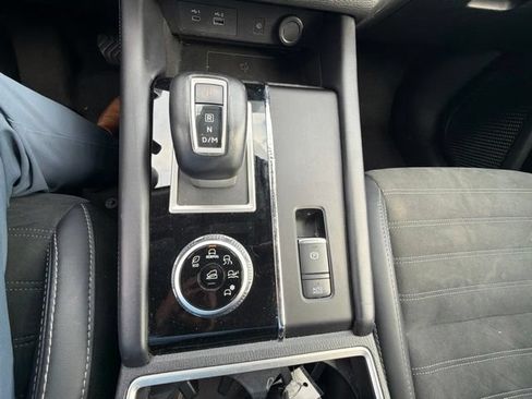 Used 2024 Mitsubishi Outlander SE FWD image 31