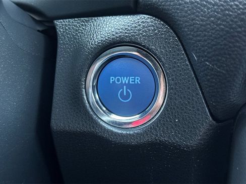 Certified 2022 Toyota RAV4 XLE image 21