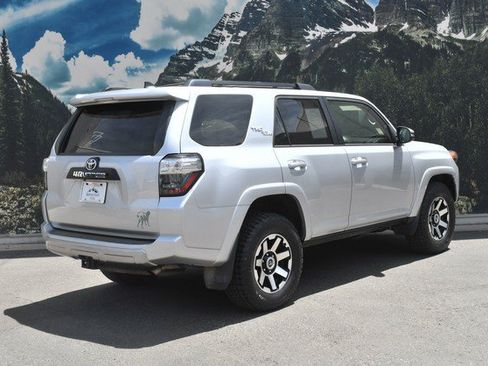 Certified 2019 Toyota 4Runner TRD Off-Road Premium AWD/4WD image 3