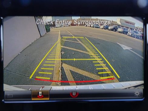 Used 2017 Mercedes-Benz GLA 250 4MATIC image 21