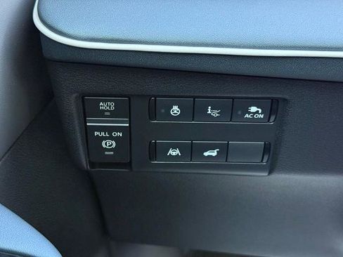 New 2026 Nissan Leaf Platinum+ w/ Cargo Package (Platinum+) image 24