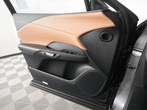 Certified 2025 Lexus RX 350 Premium w/ Accessory Package image 12