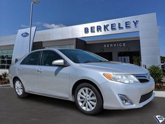 Used 2014 Toyota Camry XLE FWD video 1