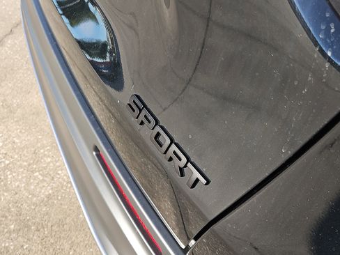 New 2026 Honda HR-V Sport image 6