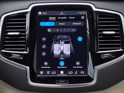 Certified 2023 Volvo XC90 B6 Ultimate w/ Protection Package AWD/4WD image 19