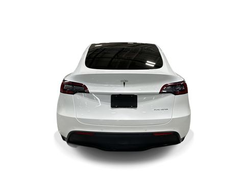 Certified 2021 Tesla Model Y Long Range AWD/4WD image 5