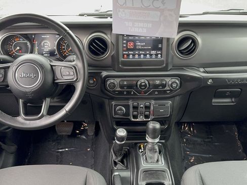 Used 2022 Jeep Wrangler Unlimited Sport image 11