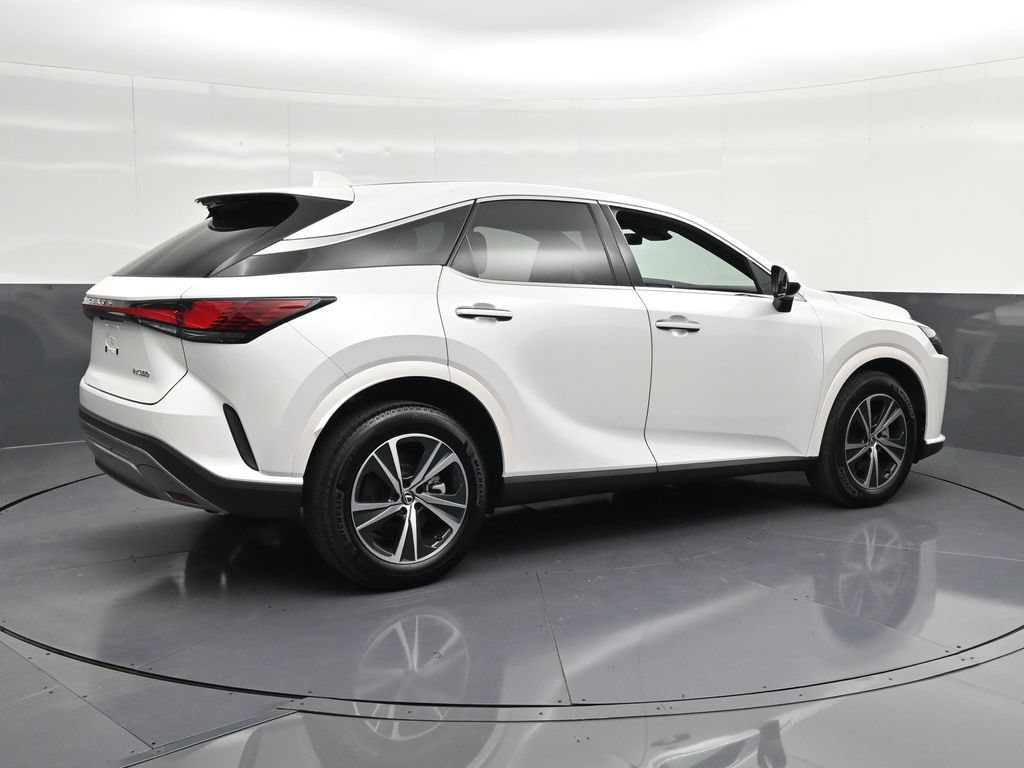 Used 2025 Lexus RX 350 FWD w/ Technology Package image 3