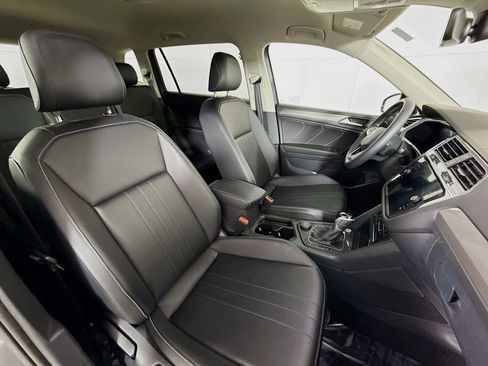 Certified 2024 Volkswagen Tiguan SE image 26