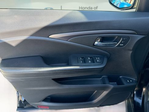 Used 2022 Honda Pilot Special Edition image 19