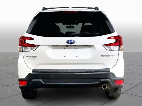 Used 2019 Subaru Forester Limited AWD/4WD image 4