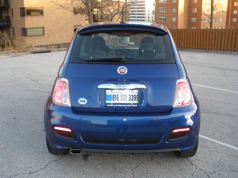 Used 2012 FIAT 500 Sport w/ Safety & Sound Pkg FWD image 9