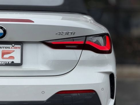 Used 2023 BMW 430i xDrive Convertible w/ M Sport Package image 16