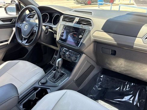 Used 2021 Volkswagen Tiguan SE R-Line w/ 3rd Row Seat Package AWD/4WD image 10
