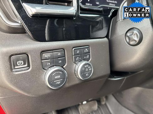 Used 2025 GMC Sierra 1500 SLT w/ SLT Premium Plus Package AWD/4WD image 39