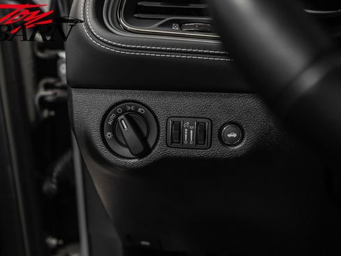 Used 2023 Dodge Challenger SRT Hellcat image 27