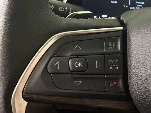New 2026 Jeep Grand Cherokee L Limited AWD/4WD image 18
