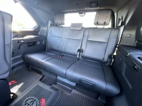 Used 2023 Toyota Sequoia Platinum AWD/4WD image 33