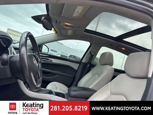 Used 2014 Cadillac SRX Luxury w/ Driver Awareness Package image 17