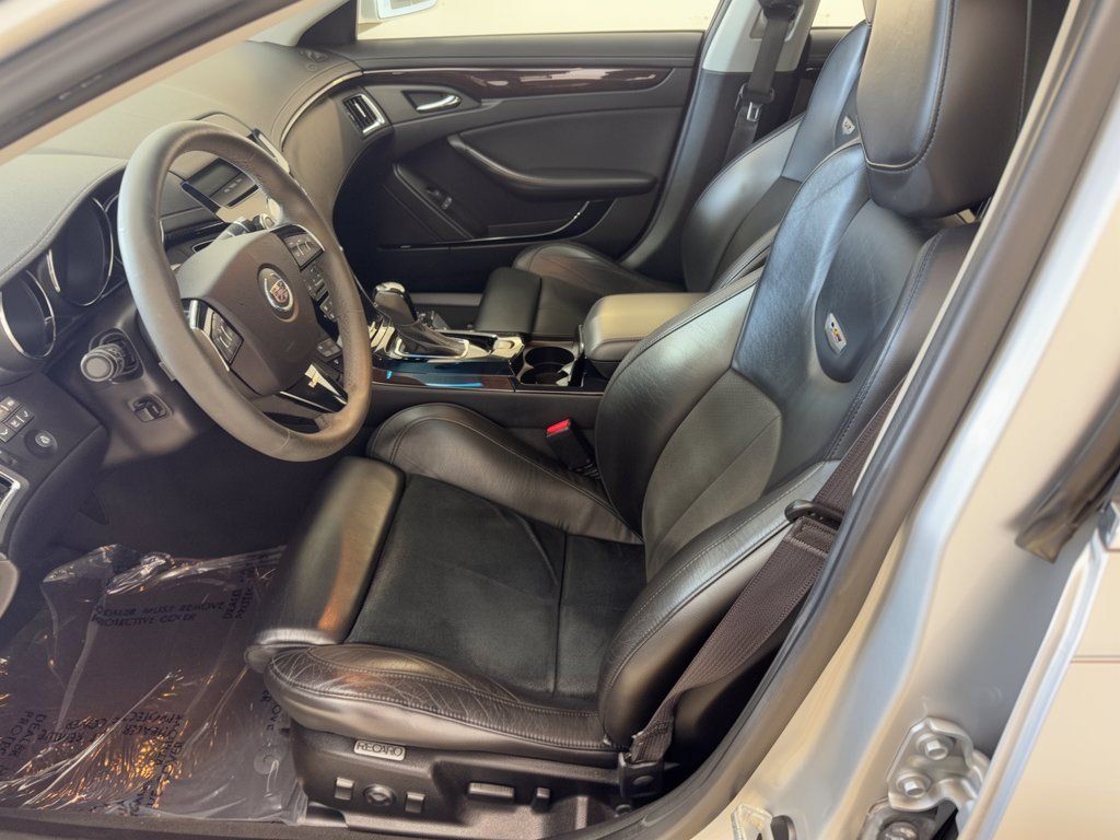 Used 2011 Cadillac CTS V RWD image 5