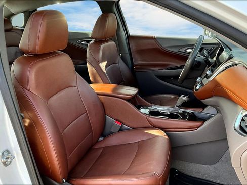 Used 2016 Chevrolet Malibu Premier w/ Driver Confidence Package II image 20