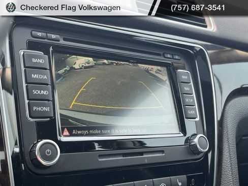 Used 2015 Volkswagen Passat TDI SEL Premium FWD image 42