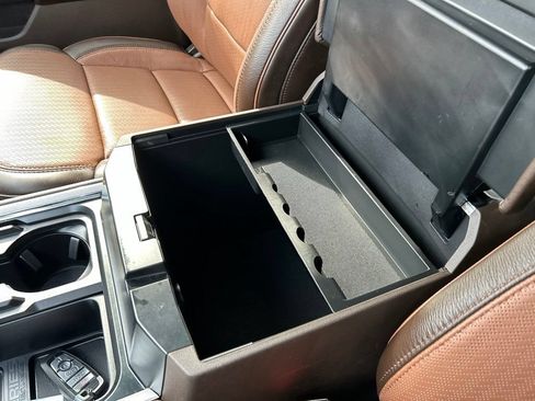 Used 2025 Ford F250 King Ranch w/ Chrome Package AWD/4WD image 34