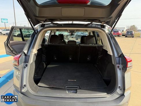 Used 2023 Nissan Rogue SV image 30