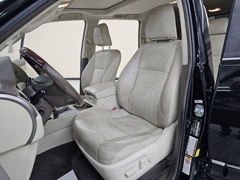 Used 2017 Lexus GX 460 image 16