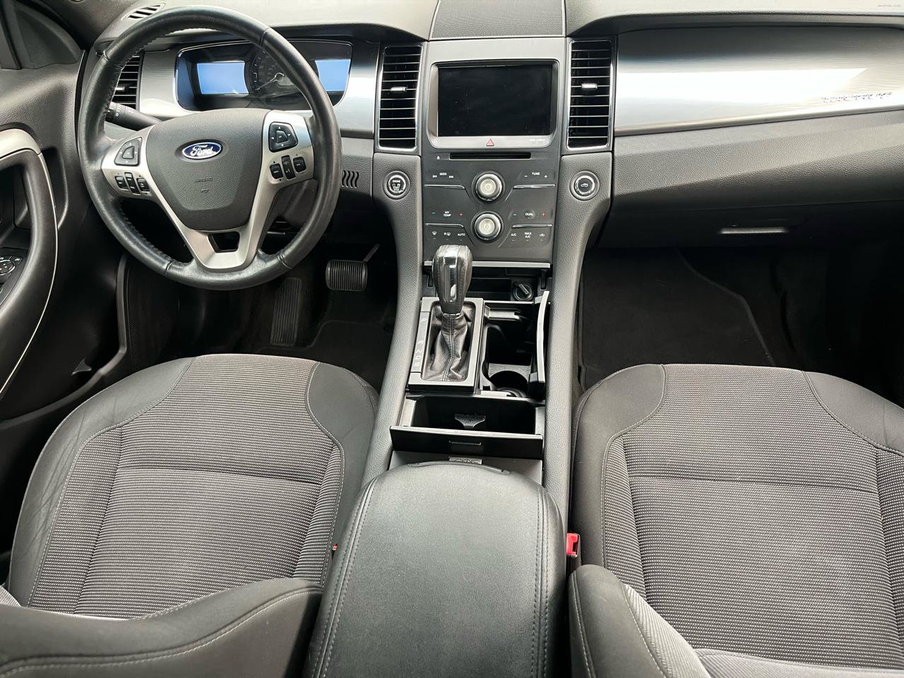 Used 2015 Ford Taurus SEL w/ Equipment Group 201A FWD image 13